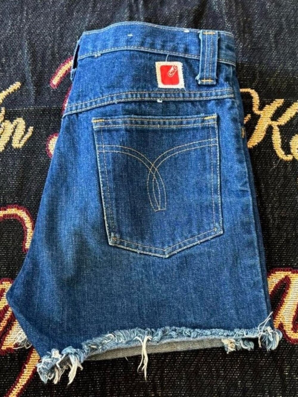 Vintage GwG brand blue denim shorts